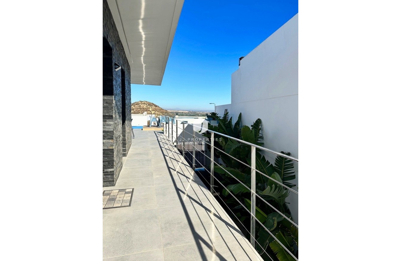 Segunda mano - Villa -
Rojales - Inland