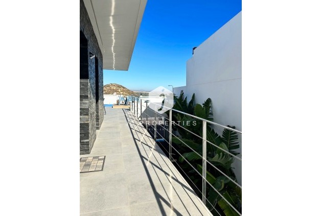 Segunda mano - Villa -
Rojales - Inland