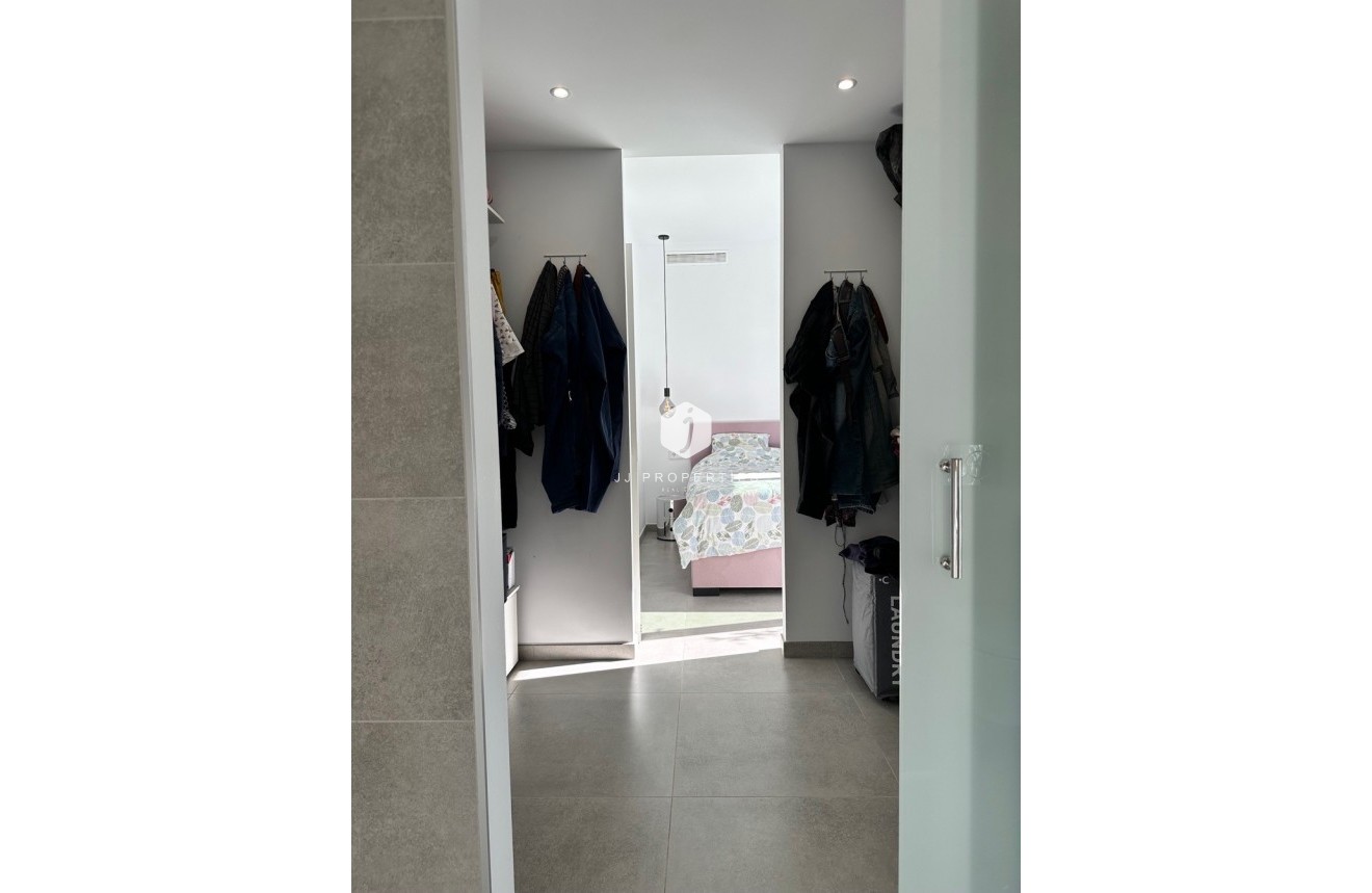 Segunda mano - Villa -
Rojales - Inland