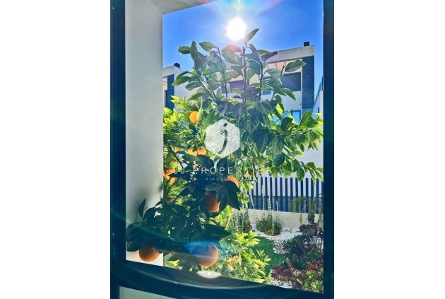 Segunda mano - Villa -
Rojales - Inland