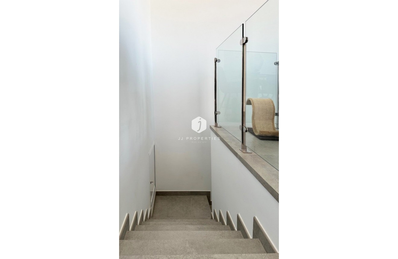 Segunda mano - Villa -
Rojales - Inland