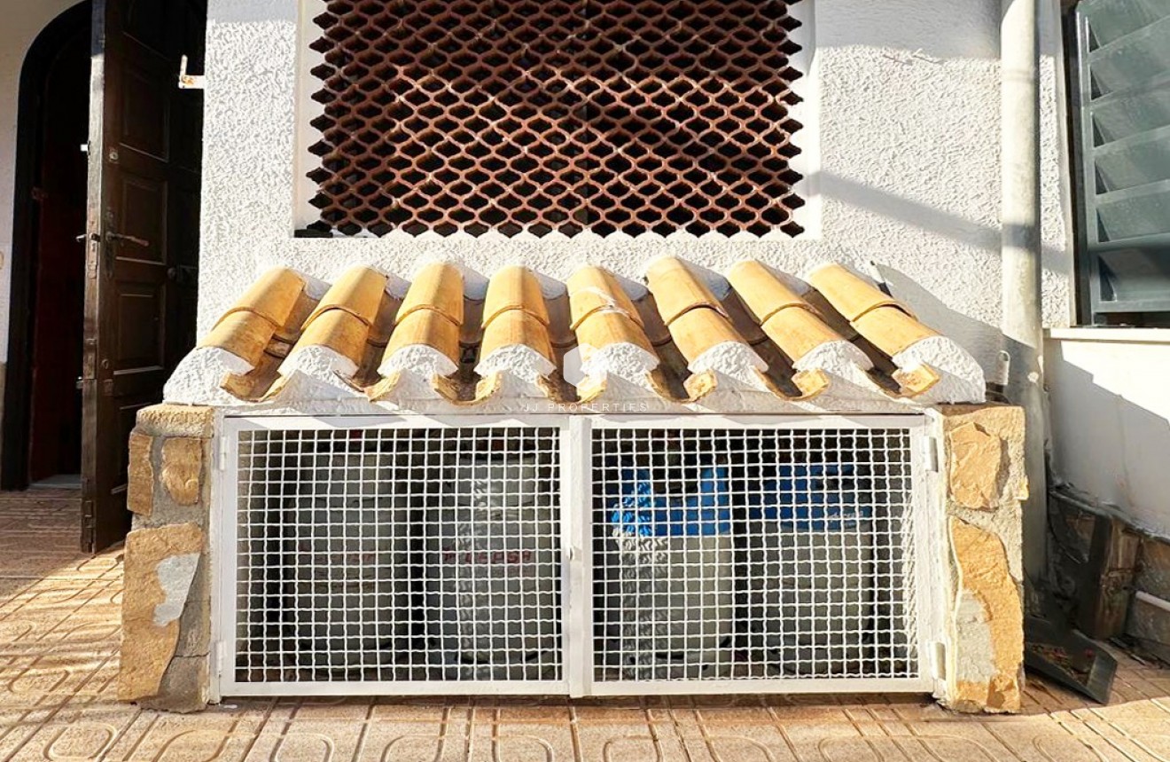 Segunda mano - Chalet -
Orihuela Costa - Costa Blanca