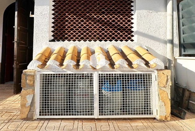 Segunda mano - Chalet -
Orihuela Costa - Costa Blanca