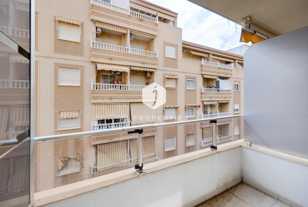 Segunda mano - Apartamento / piso -
Torrevieja - Estacion de autobuses
