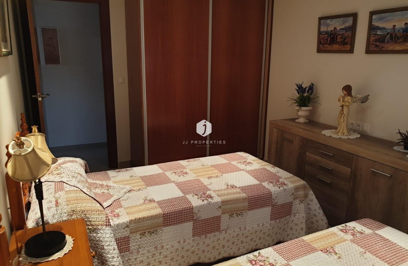 Segunda mano - Apartamento / piso -
Torrevieja - Las Piscinas Naturales