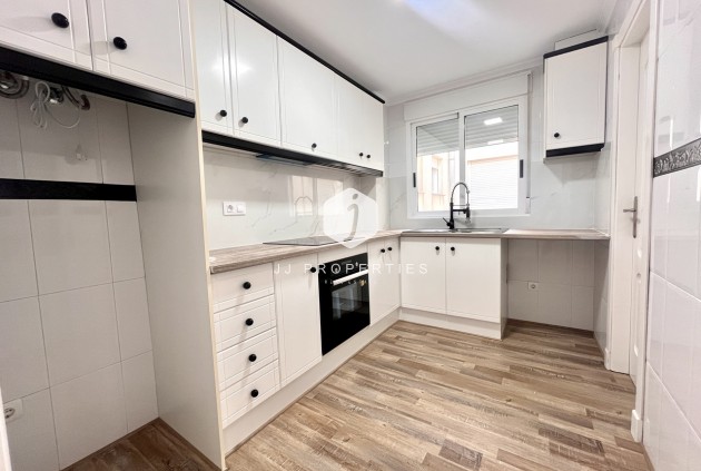 Segunda mano - Apartamento / piso -
San Miguel de Salinas - Inland