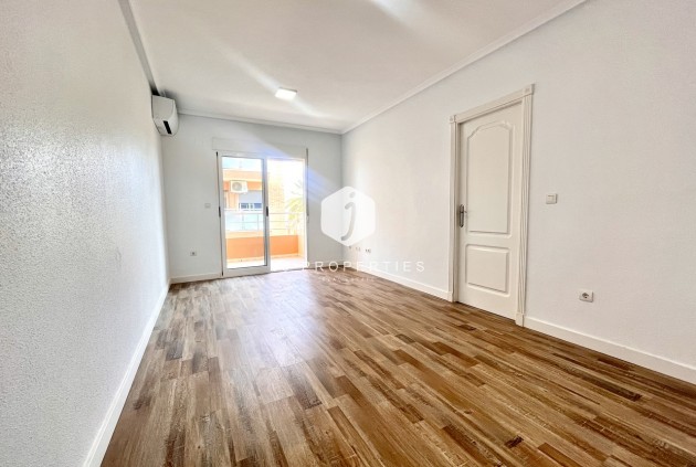 Segunda mano - Apartamento / piso -
San Miguel de Salinas - Inland