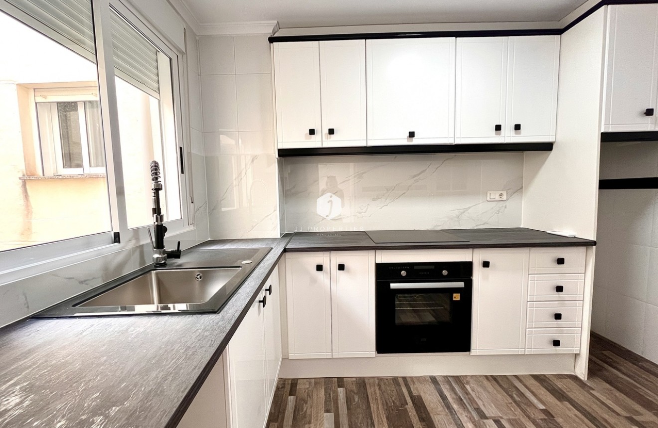 Segunda mano - Apartamento / piso -
San Miguel de Salinas - Inland