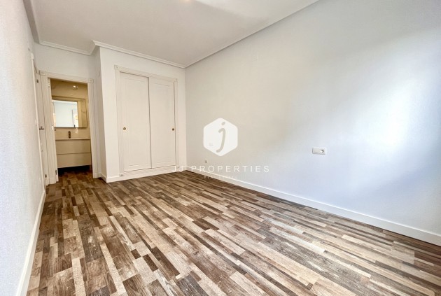 Segunda mano - Apartamento / piso -
San Miguel de Salinas - Inland