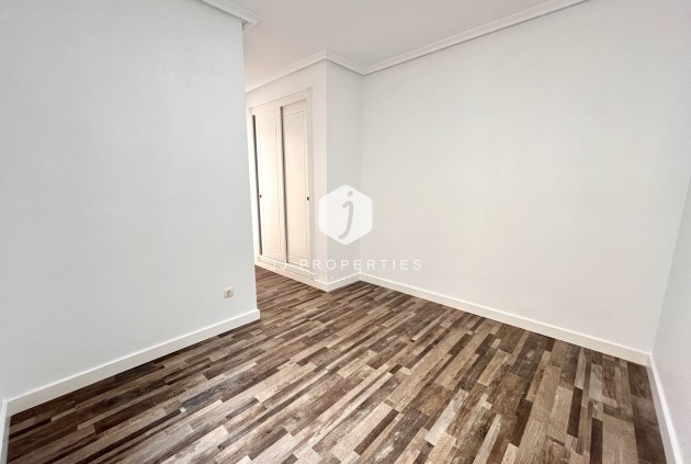 Segunda mano - Apartamento / piso -
San Miguel de Salinas - Inland