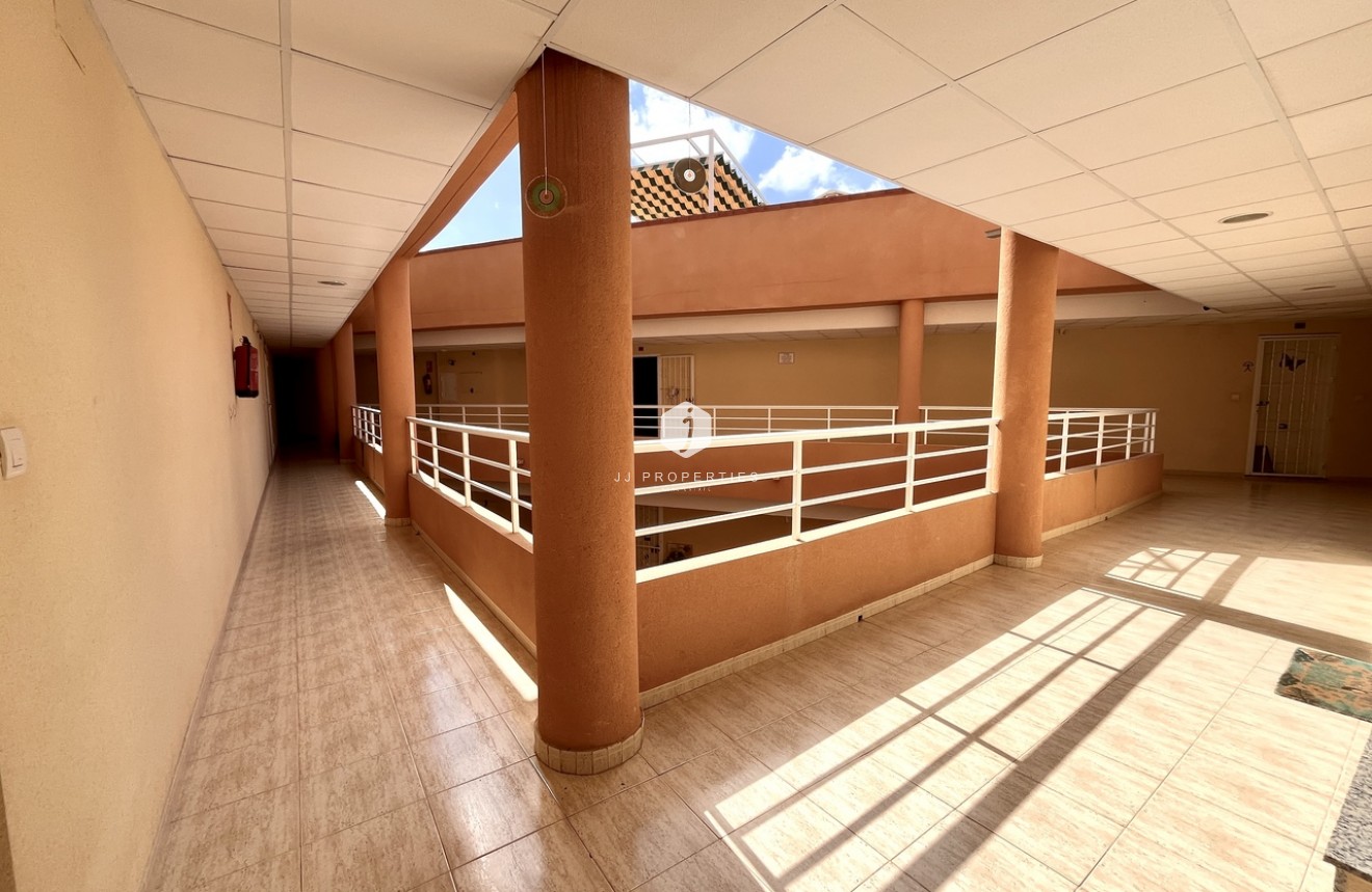 Segunda mano - Apartamento / piso -
San Miguel de Salinas - Inland