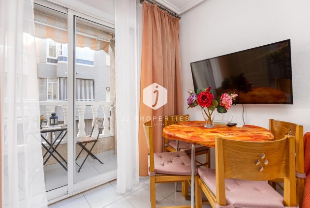 Segunda mano - Apartamento / piso -
Torrevieja - Las Piscinas Naturales