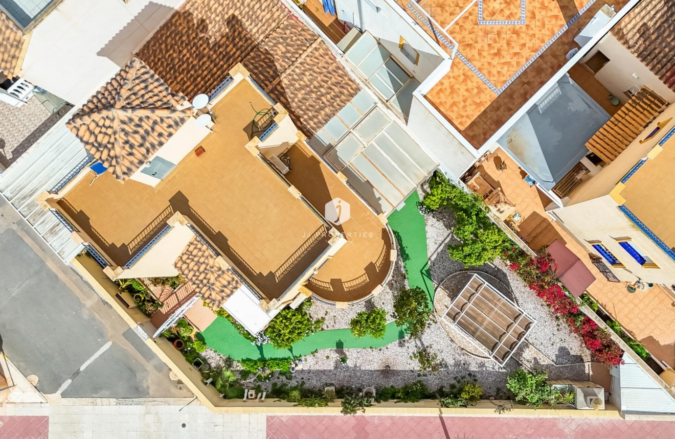 Segunda mano - Villa -
Orihuela Costa - Costa Blanca