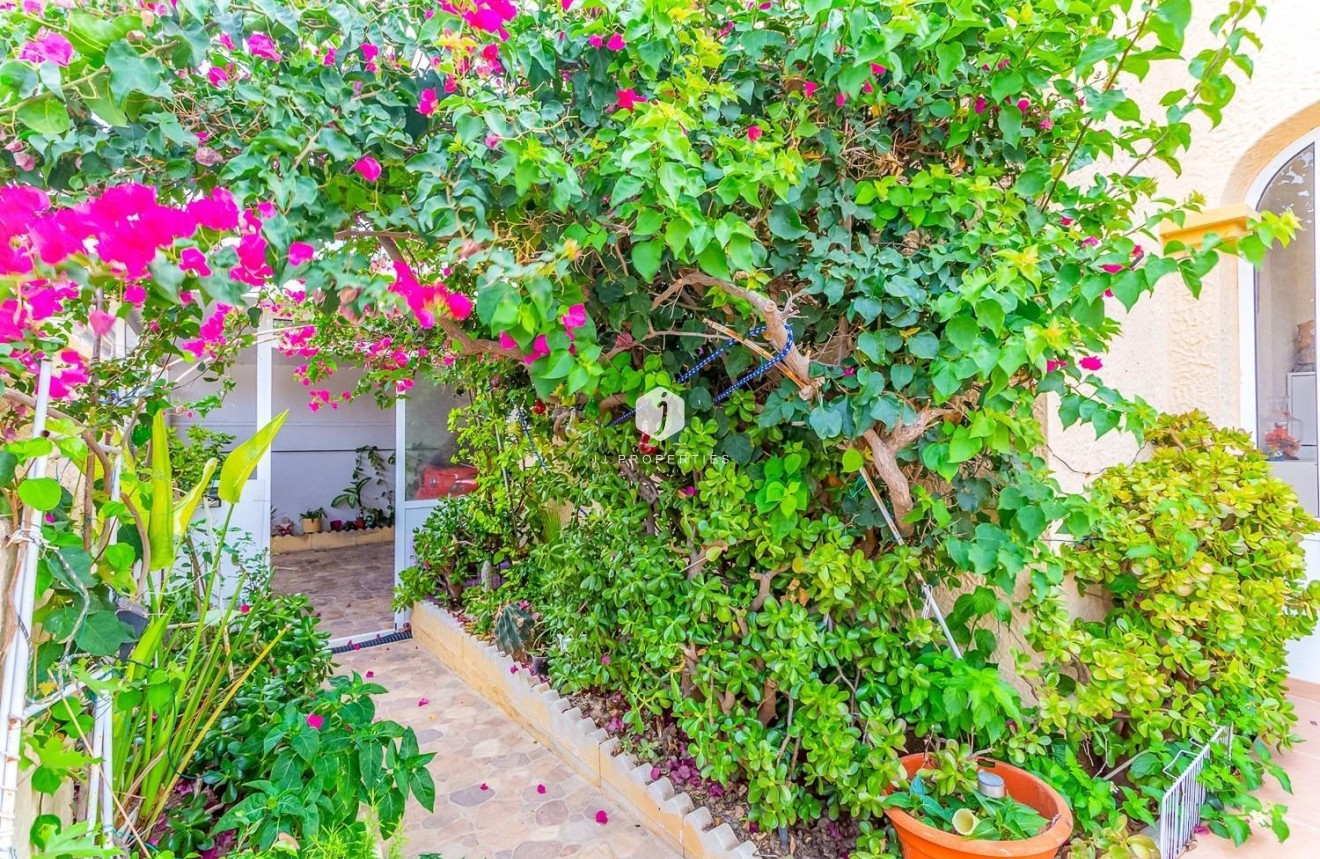 Segunda mano - Villa -
Orihuela Costa - Costa Blanca