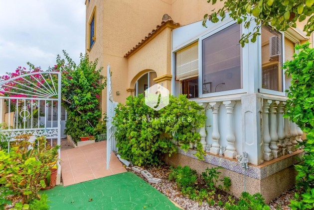 Segunda mano - Villa -
Orihuela Costa - Costa Blanca