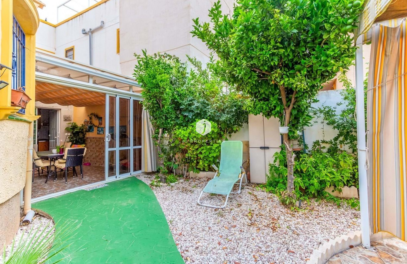 Segunda mano - Villa -
Orihuela Costa - Costa Blanca