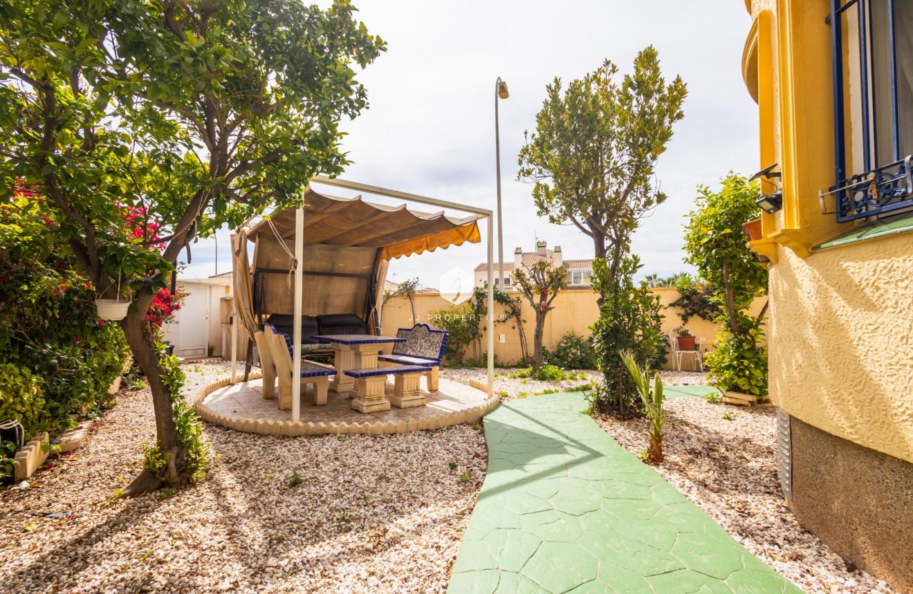 Segunda mano - Villa -
Orihuela Costa - Costa Blanca