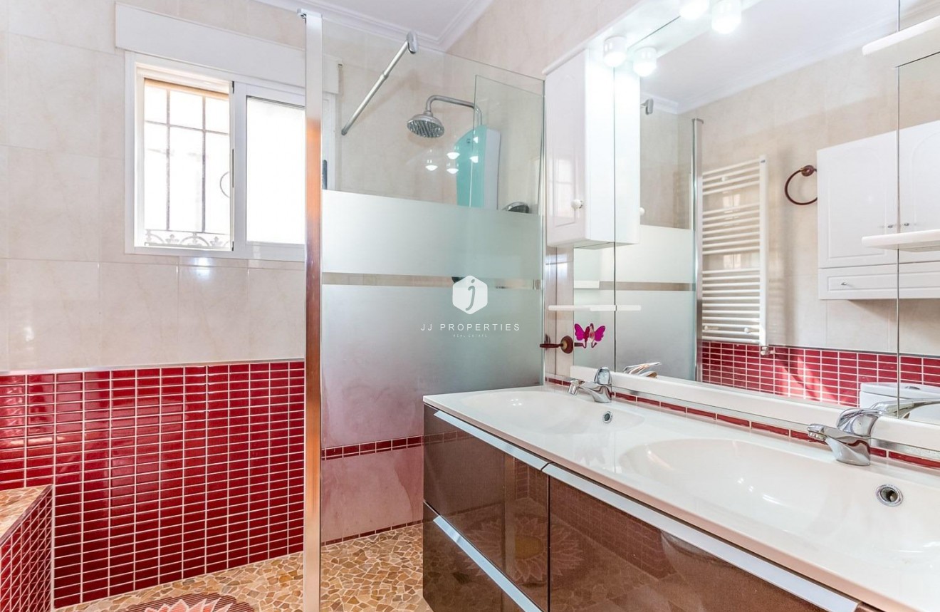 Segunda mano - Villa -
Orihuela Costa - Costa Blanca