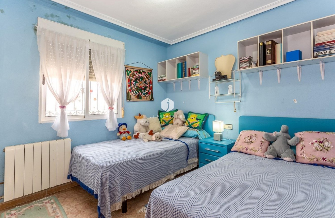 Segunda mano - Villa -
Orihuela Costa - Costa Blanca