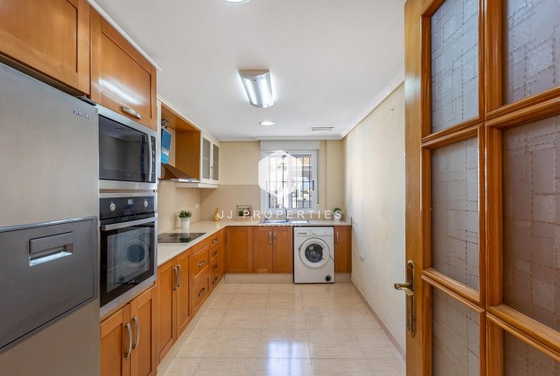 Segunda mano - Villa -
Rojales - Campo De Golf La Marquesa