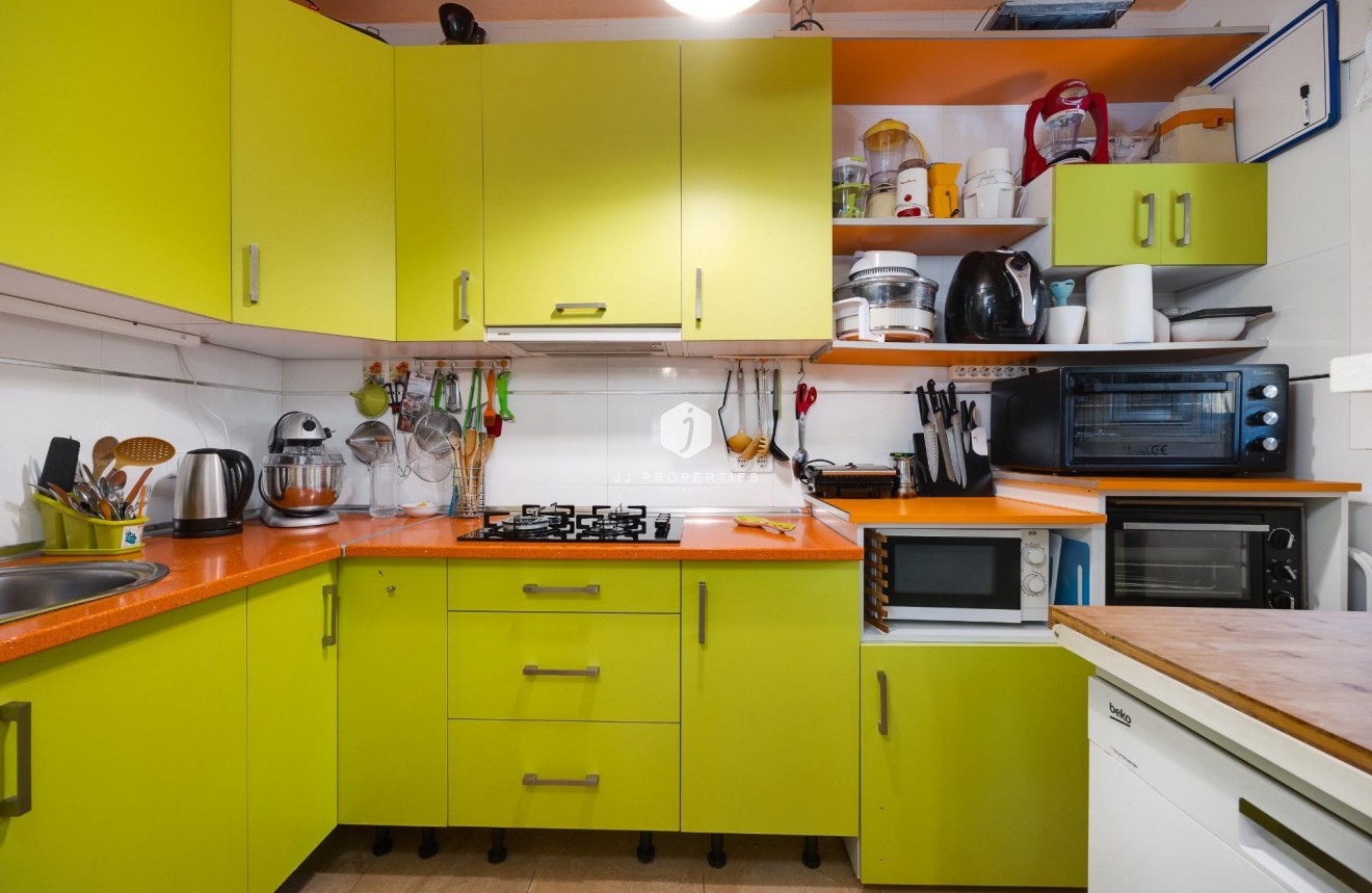 Tweedehands - Villa -
Torrevieja - aguas nuevas