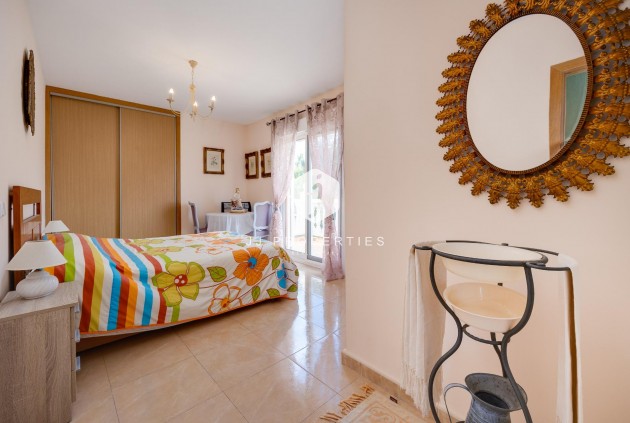 Tweedehands - Villa -
Torrevieja - aguas nuevas