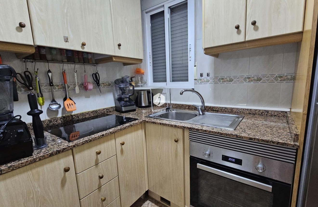 Segunda mano - Apartamento / piso -
Torrevieja - Centro