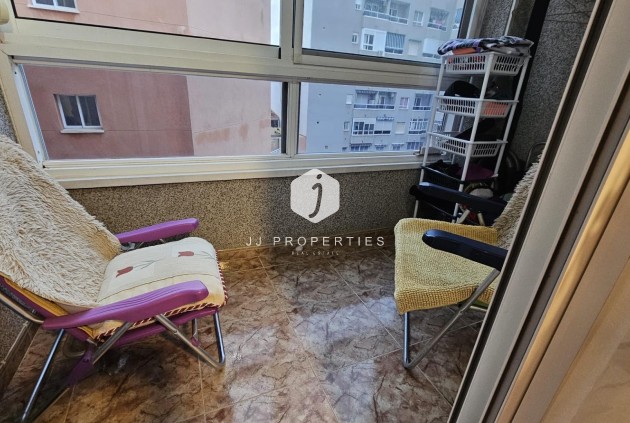 Segunda mano - Apartamento / piso -
Torrevieja - Centro