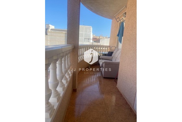 Resale - Apartment / flat -
Torrevieja - Costa Blanca