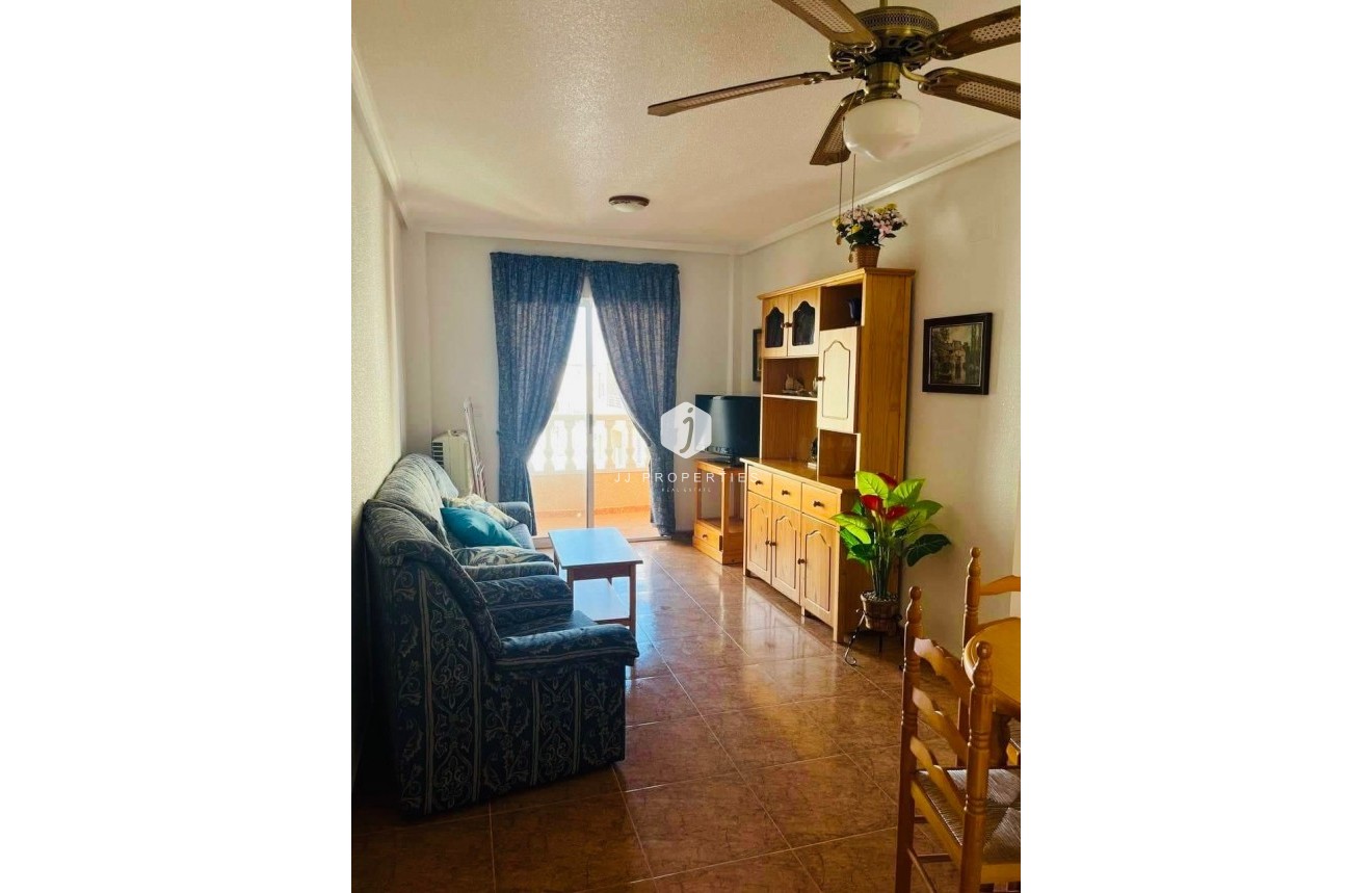 Aus zweiter Hand - Wohnung -
Torrevieja - Costa Blanca