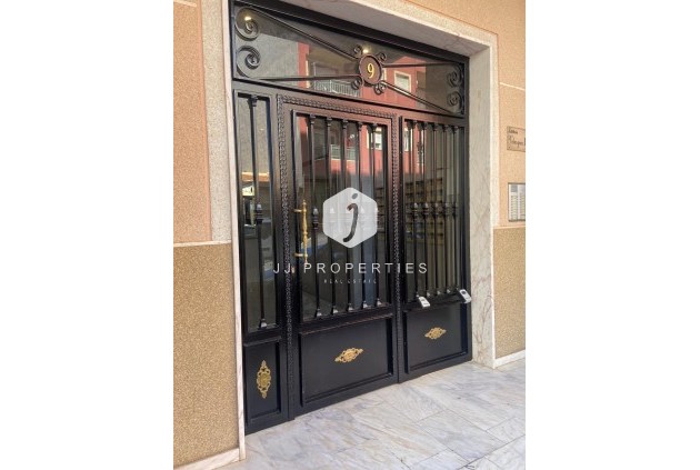 Aus zweiter Hand - Wohnung -
Torrevieja - Costa Blanca