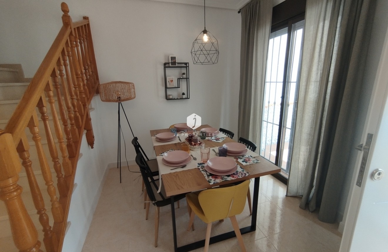 Segunda mano - Chalet -
San Miguel de Salinas - Inland