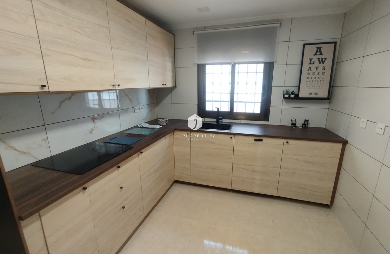 Segunda mano - Chalet -
San Miguel de Salinas - Inland