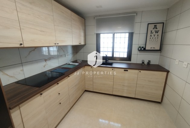 Segunda mano - Chalet -
San Miguel de Salinas - Inland