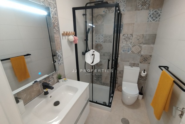 Segunda mano - Chalet -
San Miguel de Salinas - Inland