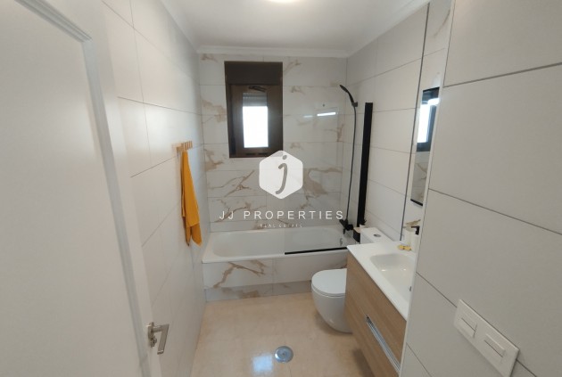 Segunda mano - Chalet -
San Miguel de Salinas - Inland