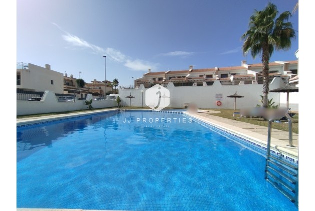 Segunda mano - Chalet -
San Miguel de Salinas - Inland