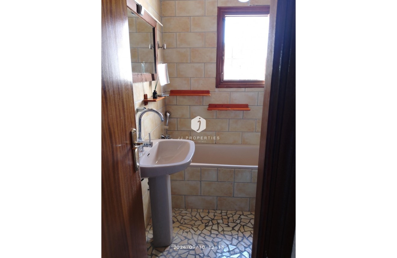 Segunda mano - Villa -
Torrevieja - Costa Blanca