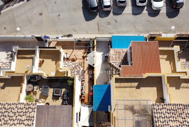 Segunda mano - Chalet -
Torrevieja - Los Balcones