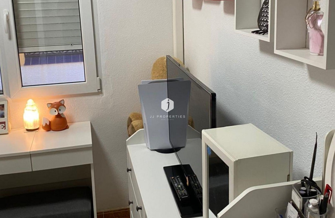 Segunda mano - Chalet -
Torrevieja - Los Balcones