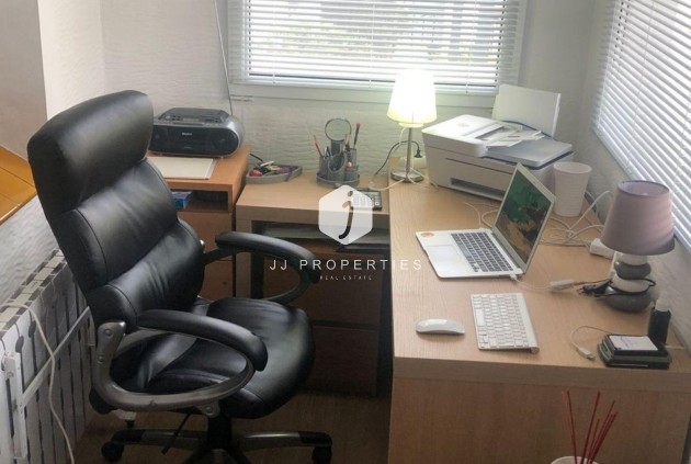 Segunda mano - Chalet -
Torrevieja - Los Balcones