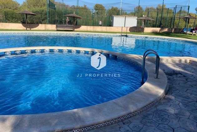 Segunda mano - Chalet -
Torrevieja - Los Balcones