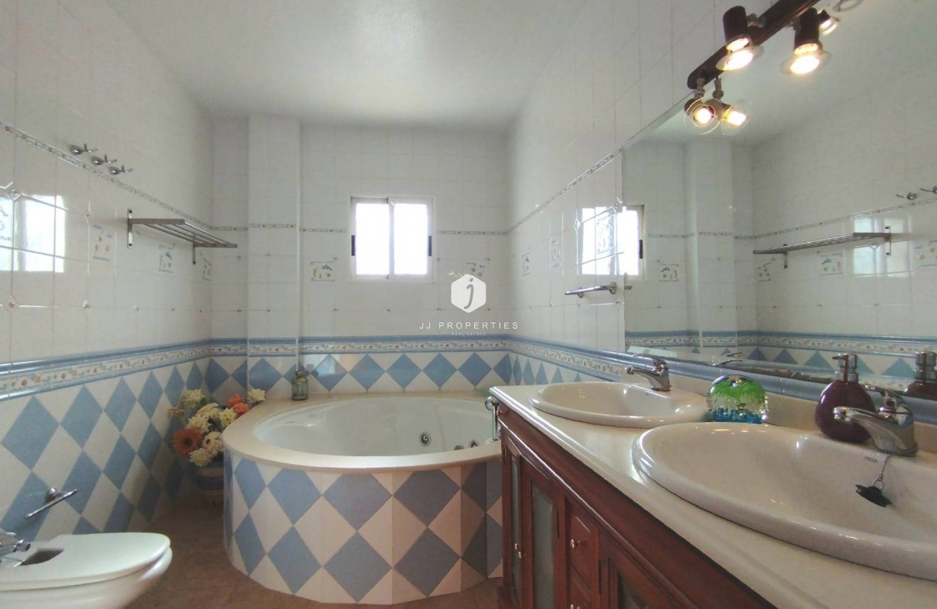 Segunda mano - Villa -
Torrevieja - La Siesta - El Salado - Torreta