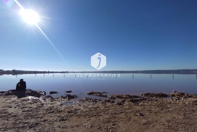 Segunda mano - Villa -
Torrevieja - La Siesta - El Salado - Torreta