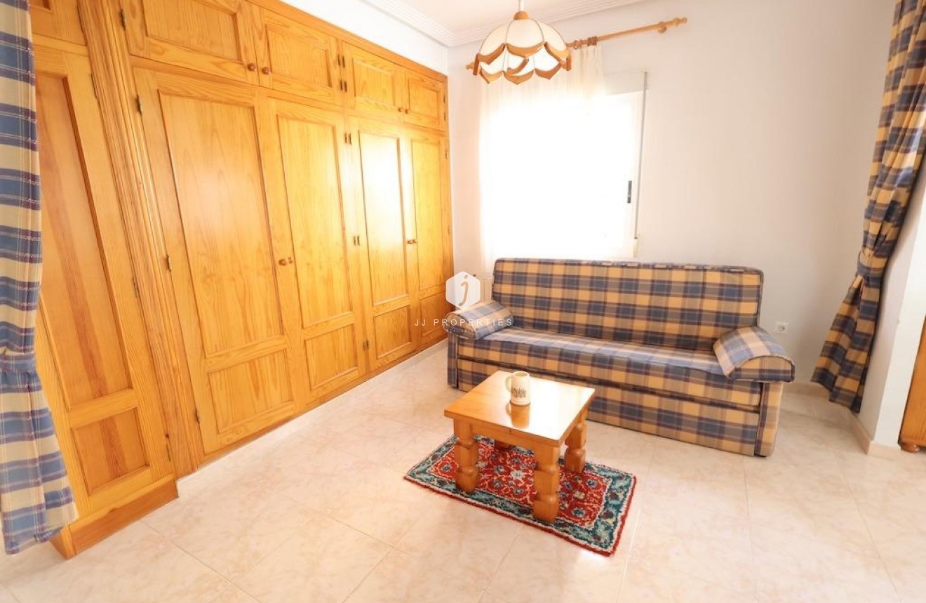 Segunda mano - Villa -
Orihuela Costa - Costa Blanca