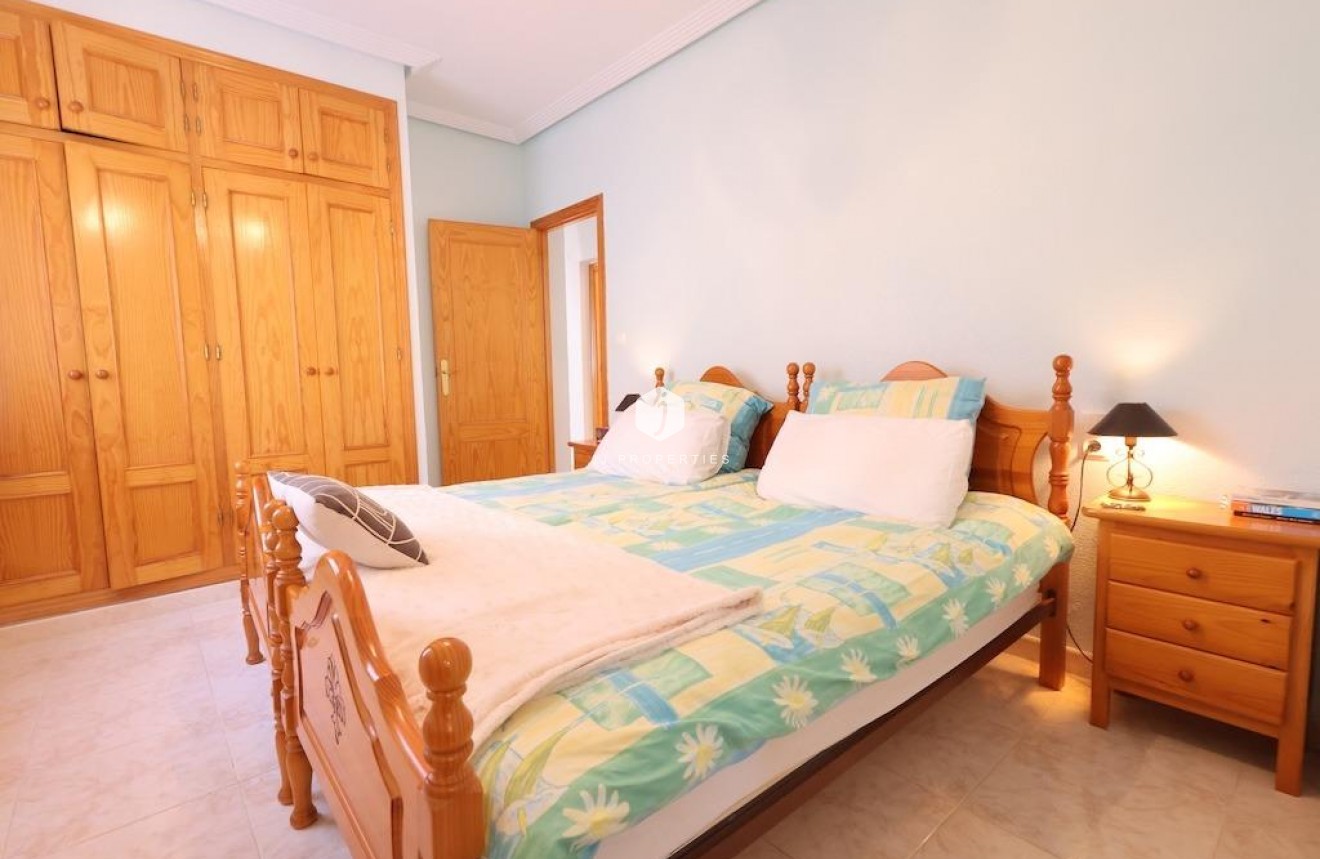 Segunda mano - Villa -
Orihuela Costa - Costa Blanca