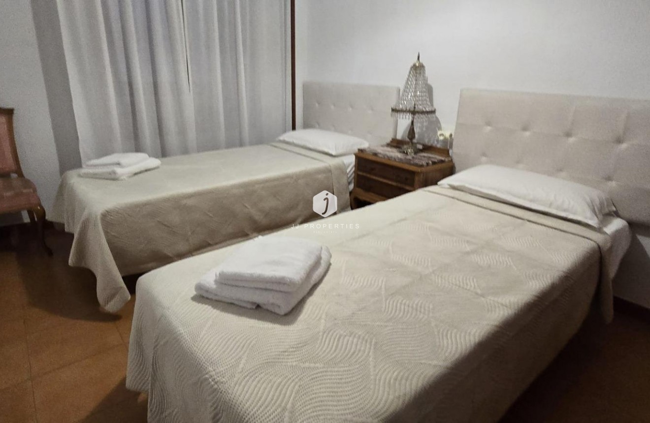 D'occasion - Appartement -
Torrevieja - Centro