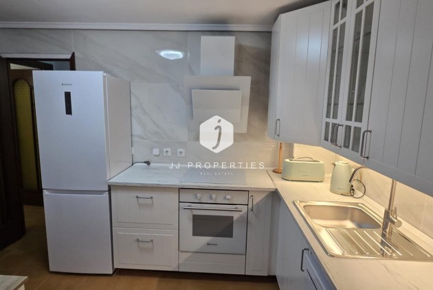 D'occasion - Appartement -
Torrevieja - Centro