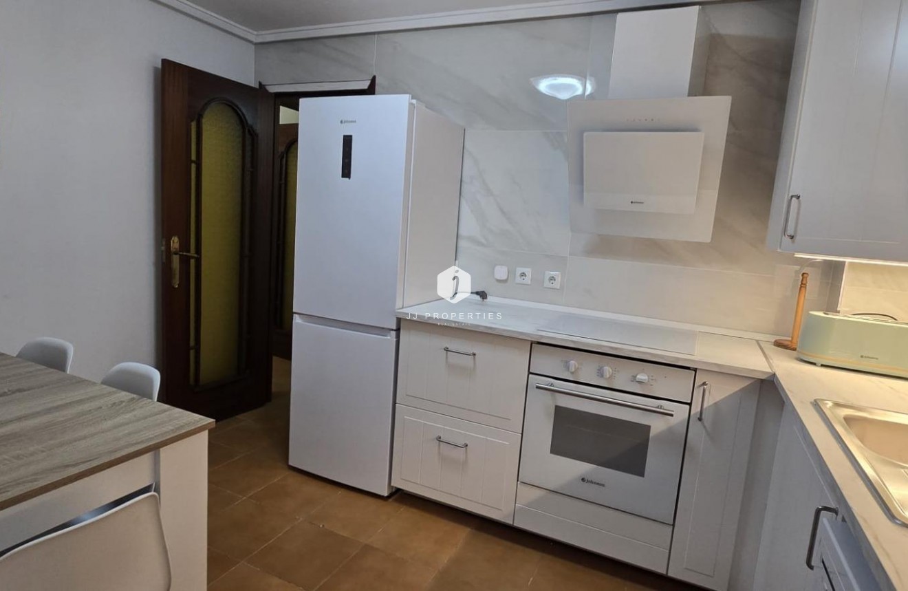 D'occasion - Appartement -
Torrevieja - Centro