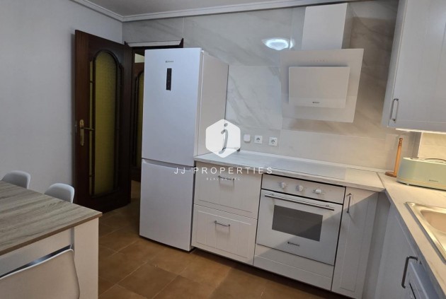 D'occasion - Appartement -
Torrevieja - Centro